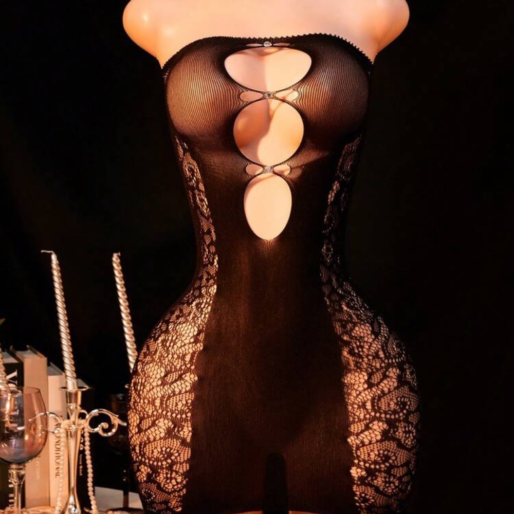 Elegant Black Lace Women’s Lingerie